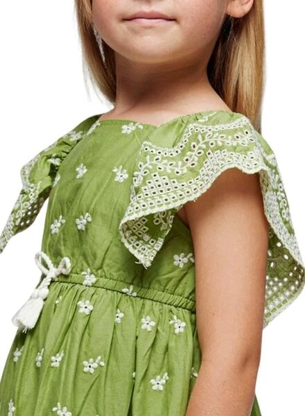 Robe Mayoral Brodée Verte Pour Fille 3 Robe Mayoral Brodée Verte Pour Fille – Image 3